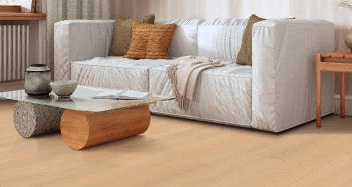 White sofa | Lions Floor